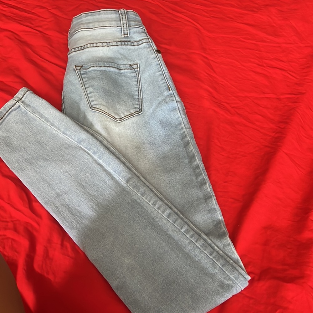 Fashion Nova Skinny Jeans - Picture 7 of 8